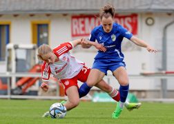 FC Carl Zeiss Jena Frauen FC Bayern Muenchen II 28042024 10